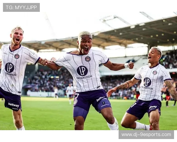 “法甲劲旅团结一致，场面激烈追逐积分”，法甲哪些俱乐部厉害